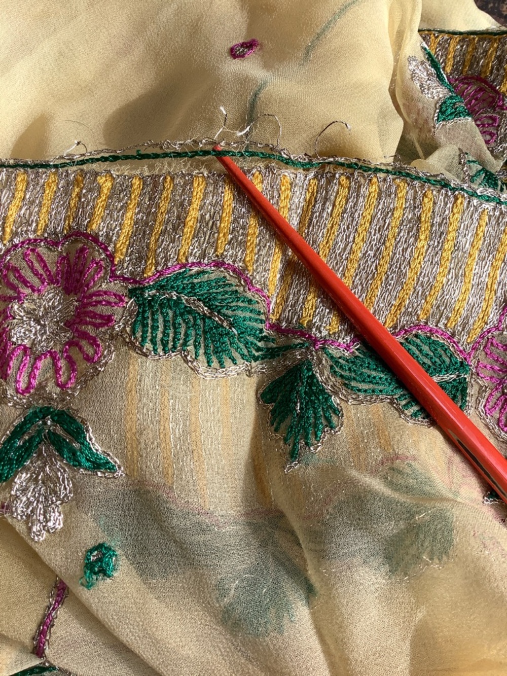 VTG Chiffon Embroidered Dupatta Double Border - Picture 3 of 3